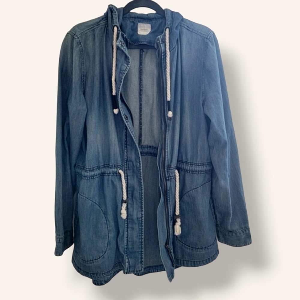 Lightweight Denim Jacket